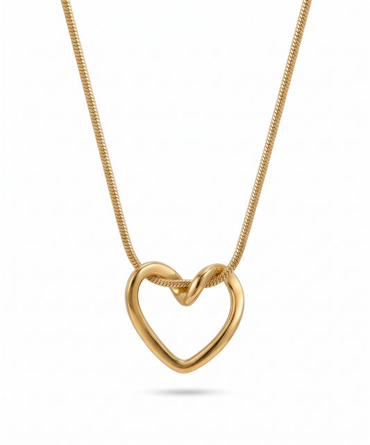 Loop Heart Necklace